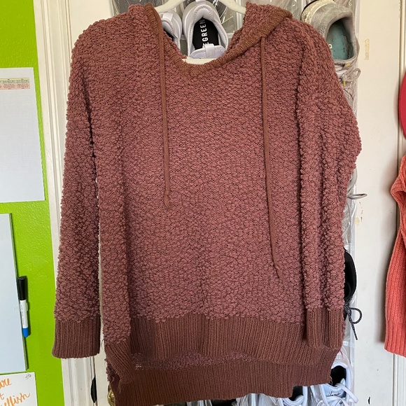 MAKE AN OFFER! Women's Impressions S/M Boucle Style Pullover - Picture 1 of 5